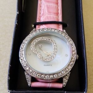 Avon Heart Face Watch New in Box 2015 Edition